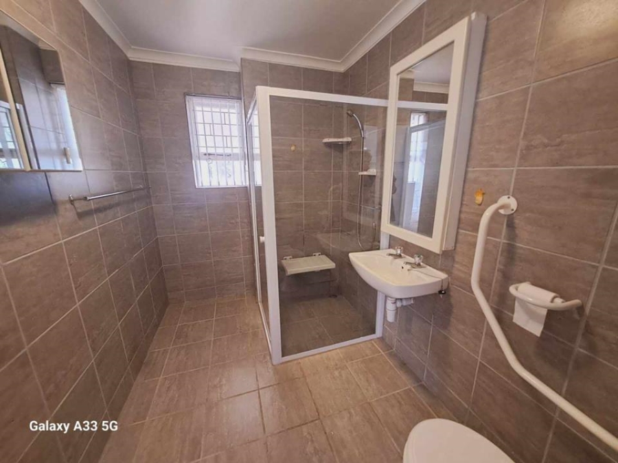 1 Bedroom Property for Sale in Westcliff Western Cape